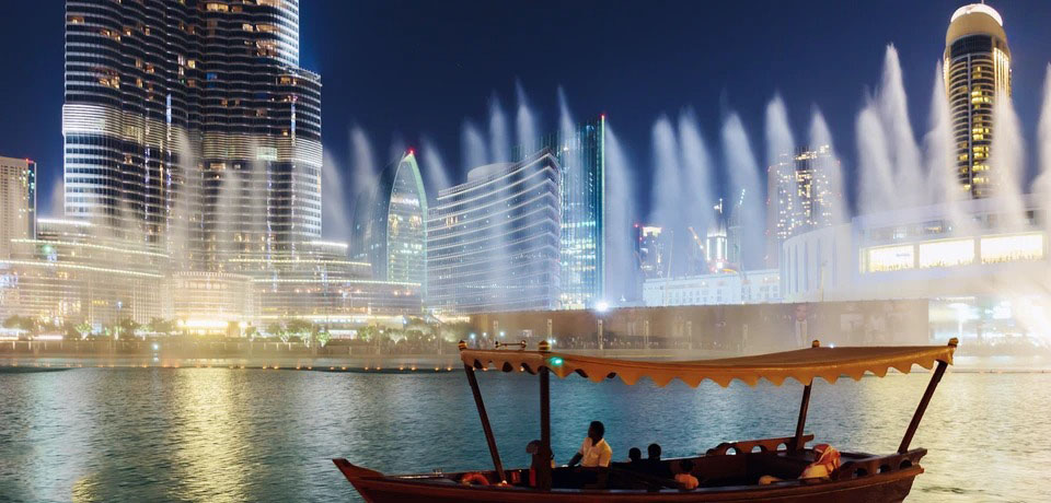 Dubai Fountain Lake Ride