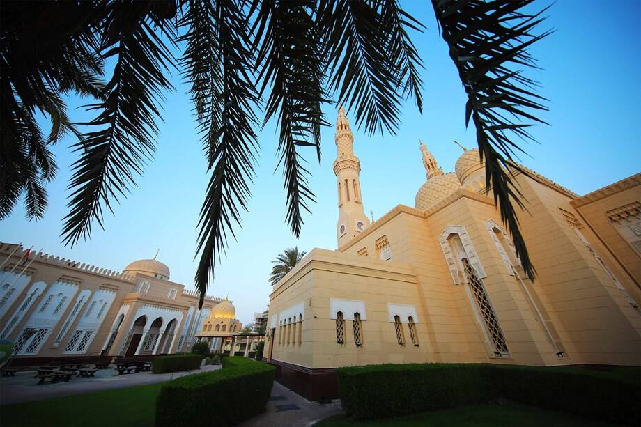 jumeirah-mosque-dtcm[1]